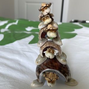 Seashell art - family of 5 turtles